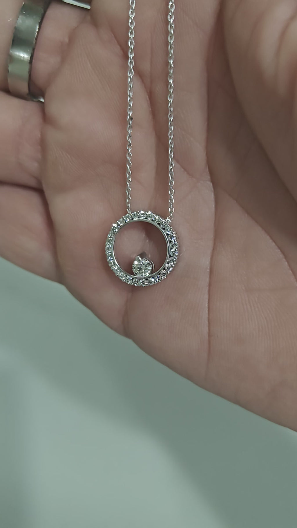 14K White Gold Natural Diamond Halo Circle Pendant Necklace