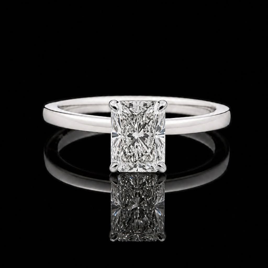 IGI Certified F/VS1 Lab Grown Diamond Ring – Sterling Silver
